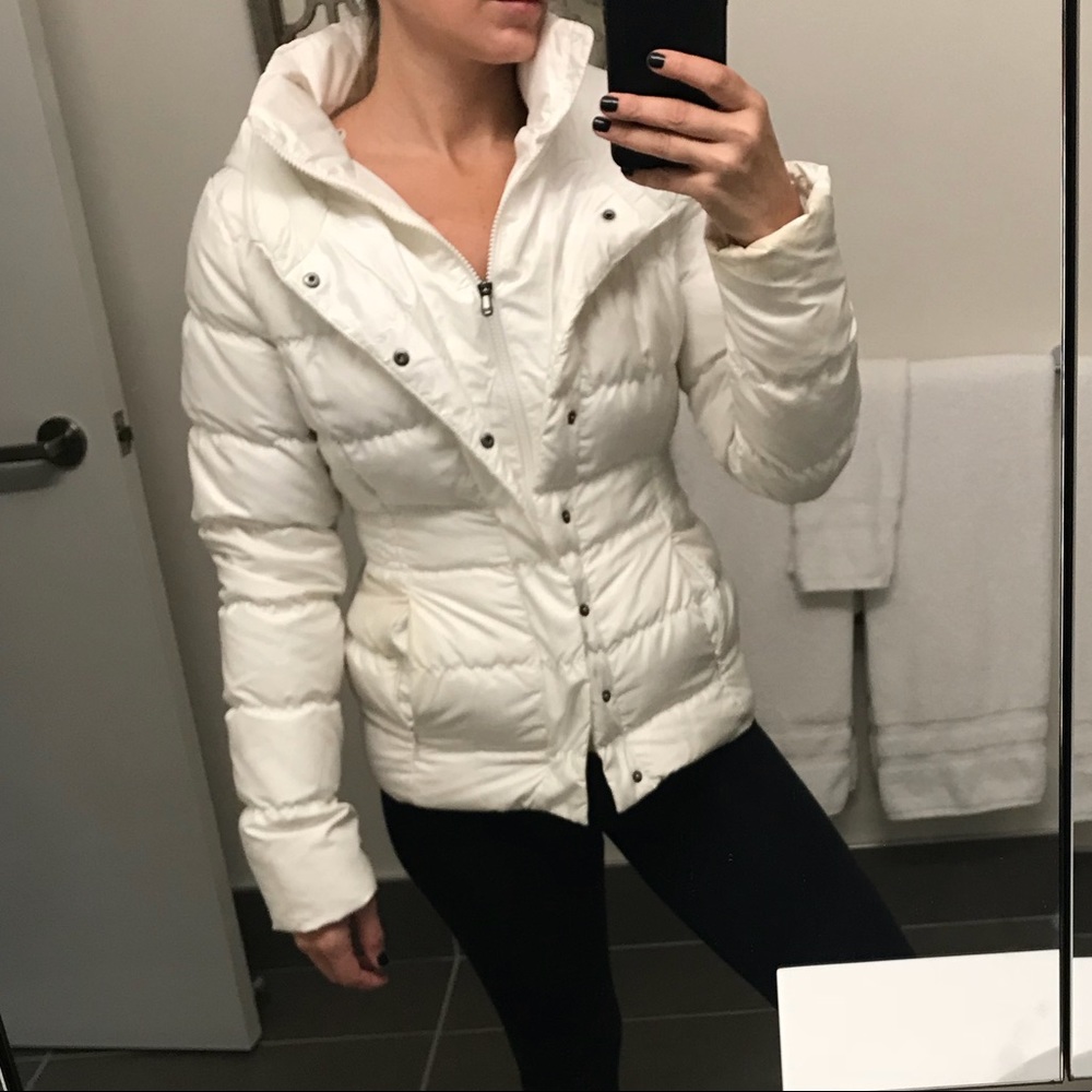 White puffer jacket